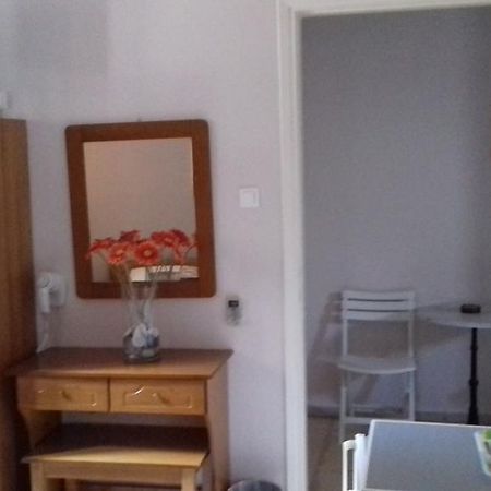 Kabanis Rooms 에르무폴리 외부 사진
